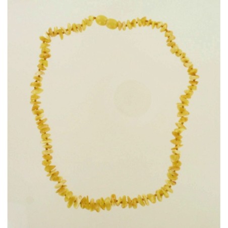 Collier en Ambre de la Baltique 45cm "Chips" couleur Milky Fait à la main